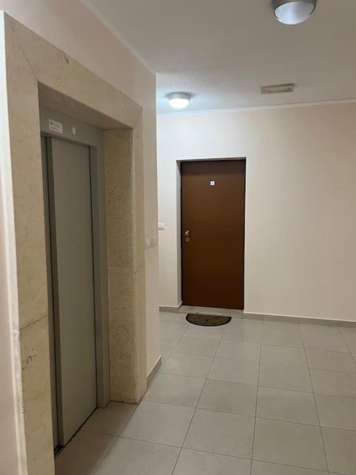 Lovely Apartment With The Parking Place Podgorica Exterior foto